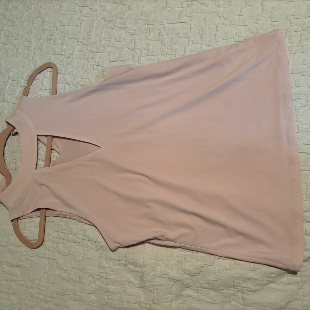 Chic Blush Pink Sleeveless Top